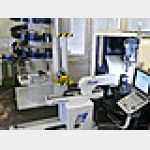 Погрузка / разгрузка роботов ячейки для станков с ЧПУ